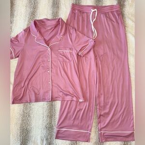Gap Women’s Pink Pajama Set Short Sleeve Top & Pants